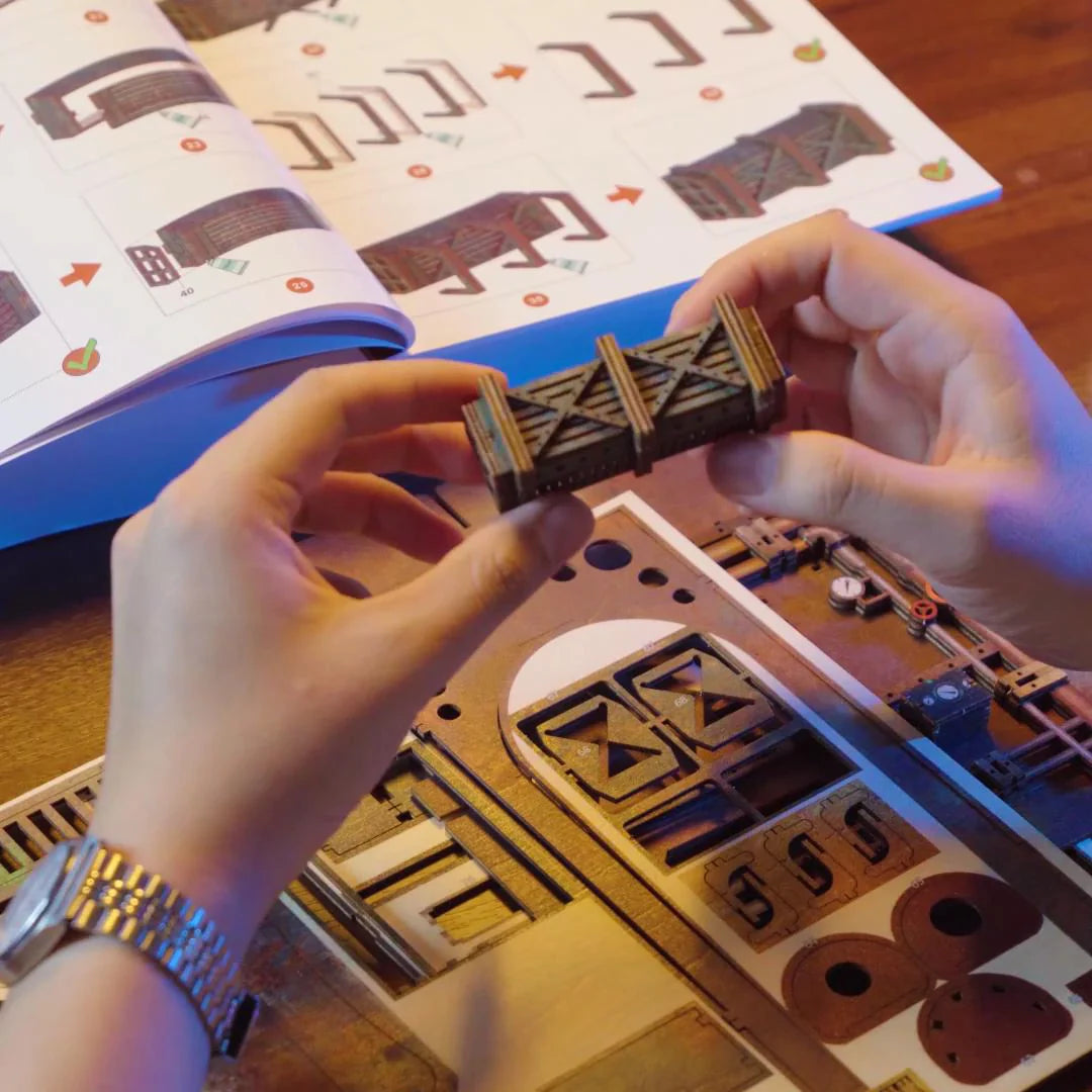 Booknook Lab Abandoned Submarine DIY kit - BN007