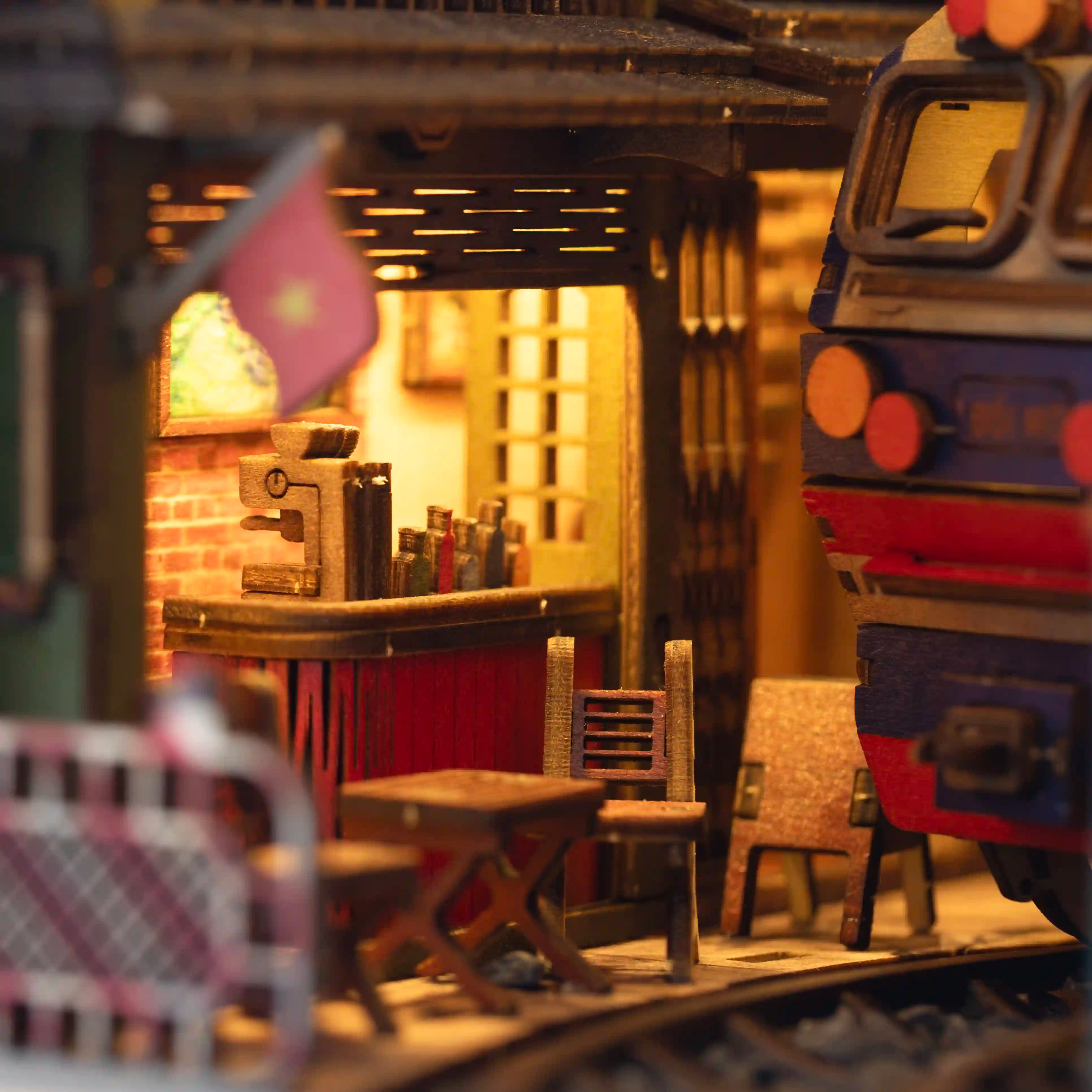 Booknook Lab Ha Noi Train Coffee Street DIY kit - Viet Nam DIY kit - BN014