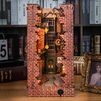 Booknook Lab London Alley DIY kit - BN027