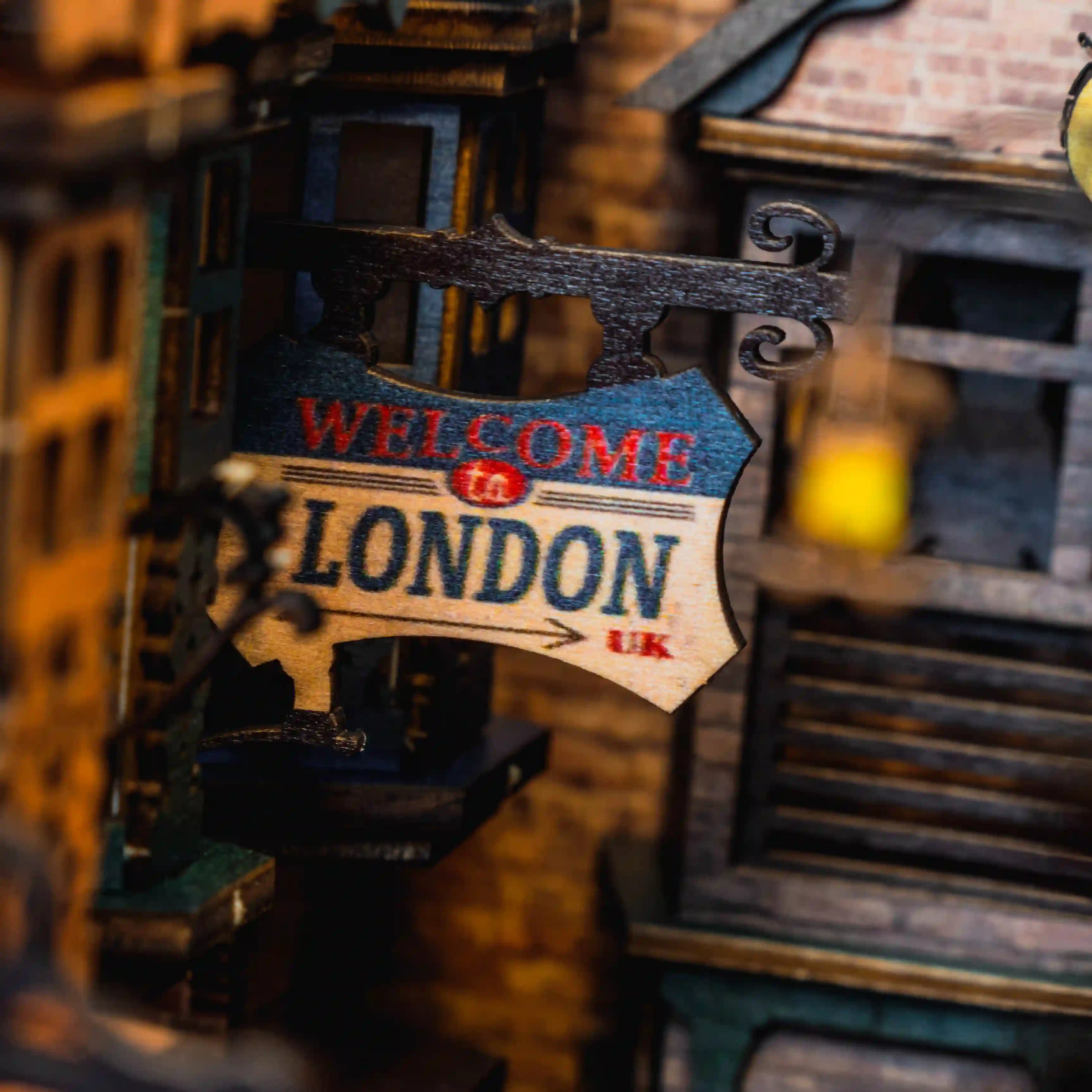 Booknook Lab London Alley DIY kit - BN027